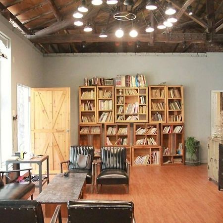 Tainan Macarthur Homestay Экстерьер фото